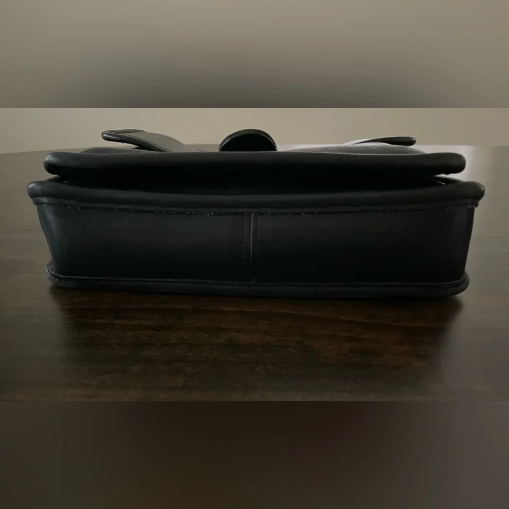 Vintage Coach 5130 Station Bag - Picture 11 of 16